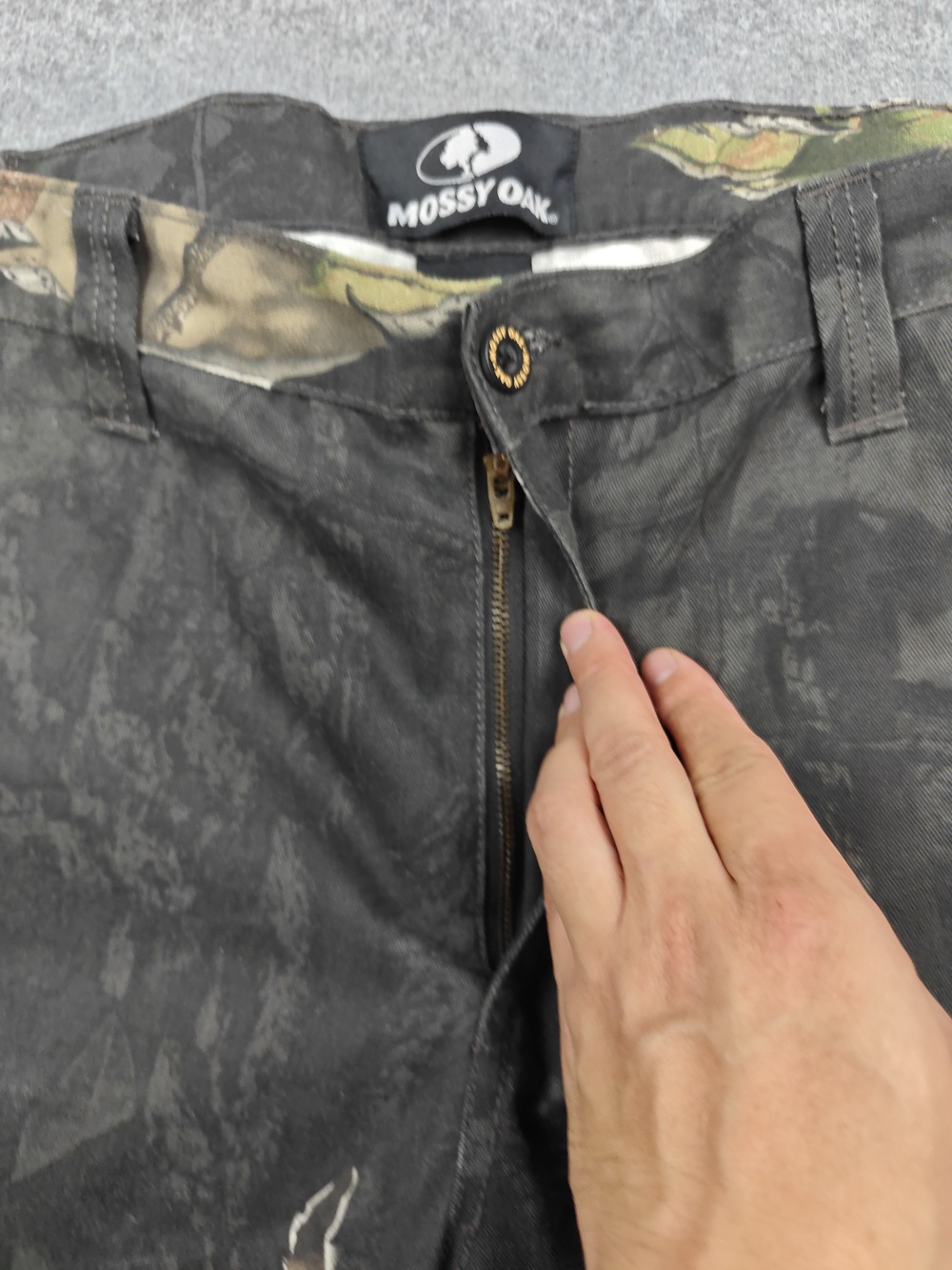Mossy Oak Pants Mens 32x34 Black Cargo Camouflage Relaxed Fit Elastic Waist - Picture 4 of 12